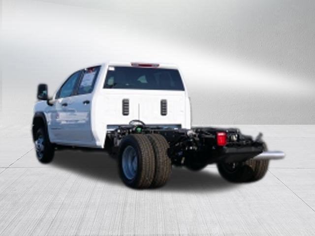 2026 GMC Sierra 3500 HD Chassis Cab Pro