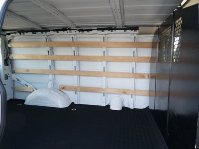 2023 GMC Savana Cargo 2500 Work Van