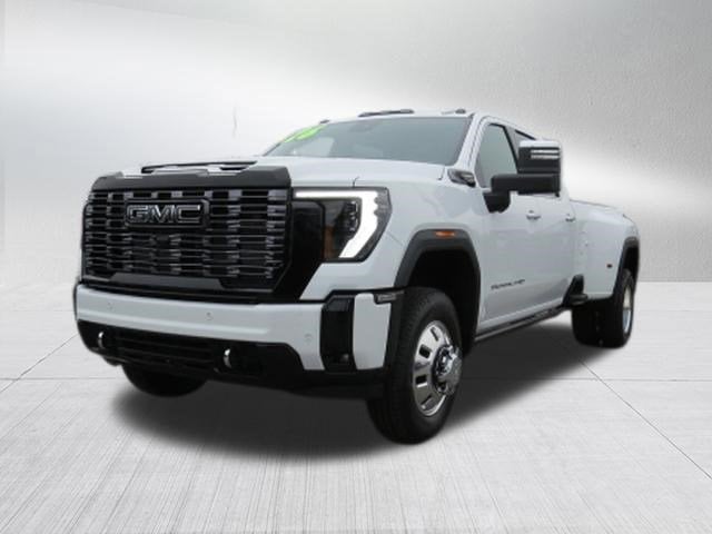 2026 GMC Sierra 3500 HD Denali Ultimate DRW