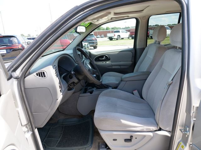 2008 Chevrolet TrailBlazer LS 2FL